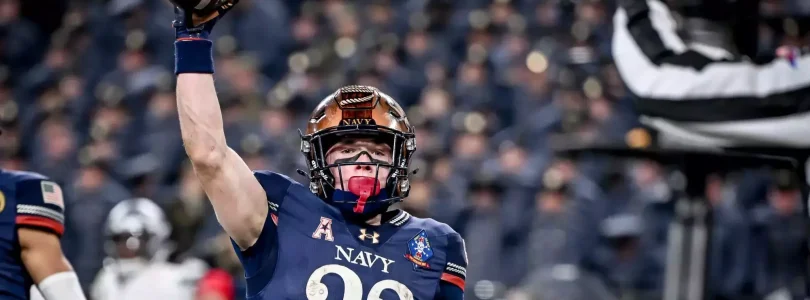 Newly minted Marine officer makes Steelers’ 53-man roster