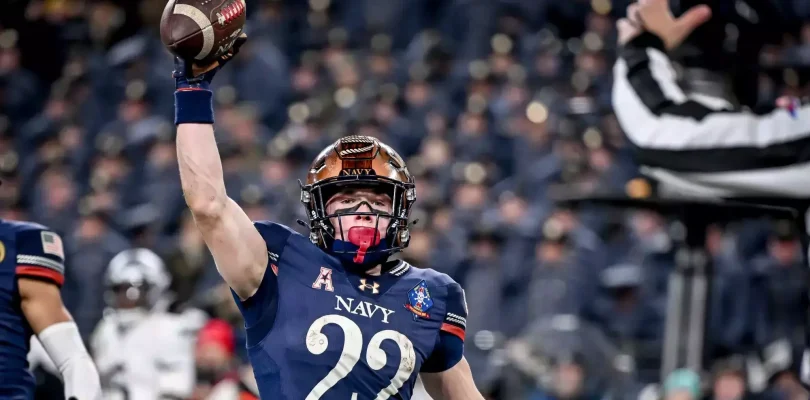 Newly minted Marine officer makes Steelers’ 53-man roster