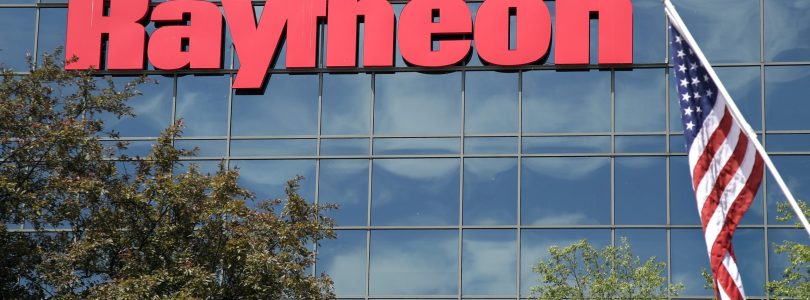 Pentagon awards Raytheon up to $20.7 billion to nearly double AMRAAM production