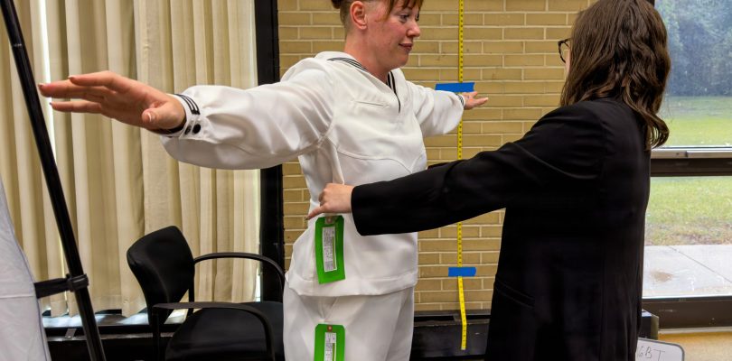 Navy works with 80 female sailors to evaluate future uniforms