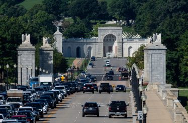 Triumphal arch in Washington to serve as military complex, Trump says