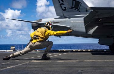USS Abraham Lincoln to return home after 320 days