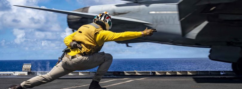 USS Abraham Lincoln to return home after 320 days