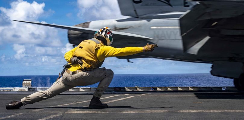 USS Abraham Lincoln to return home after 320 days